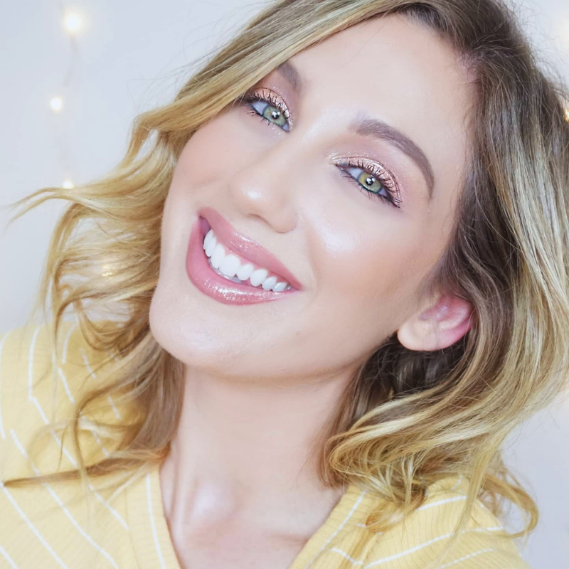YouTuber Samantha March Spills About Her Divorce + How She is Balancing Her  Personal Life with YouTube - Erika Vieira